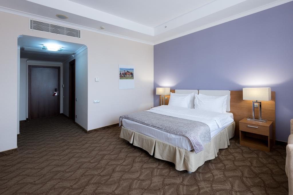 Hotel Duman Astana Ngoại thất bức ảnh