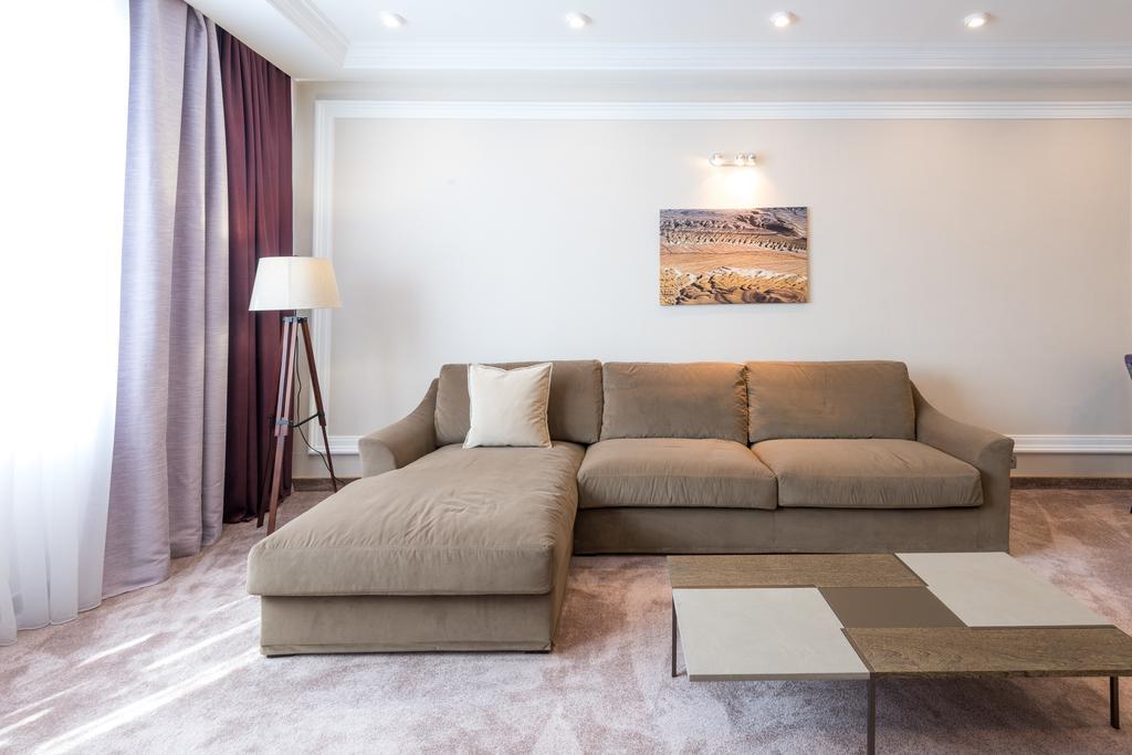 Hotel Duman Astana Ngoại thất bức ảnh