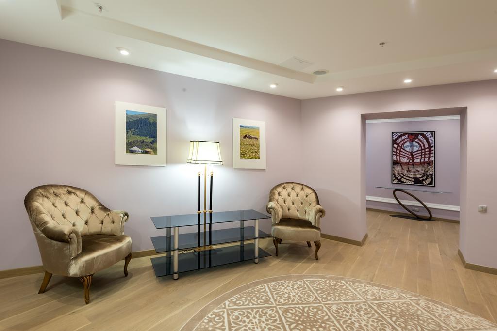 Hotel Duman Astana Ngoại thất bức ảnh