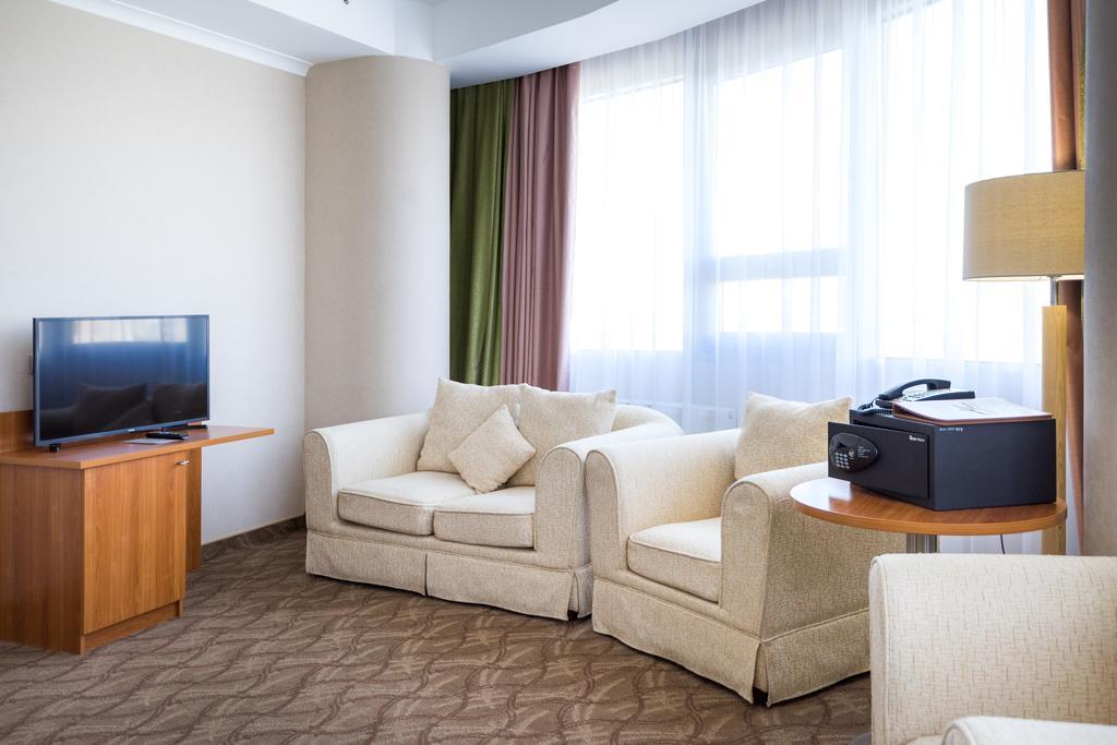 Hotel Duman Astana Ngoại thất bức ảnh