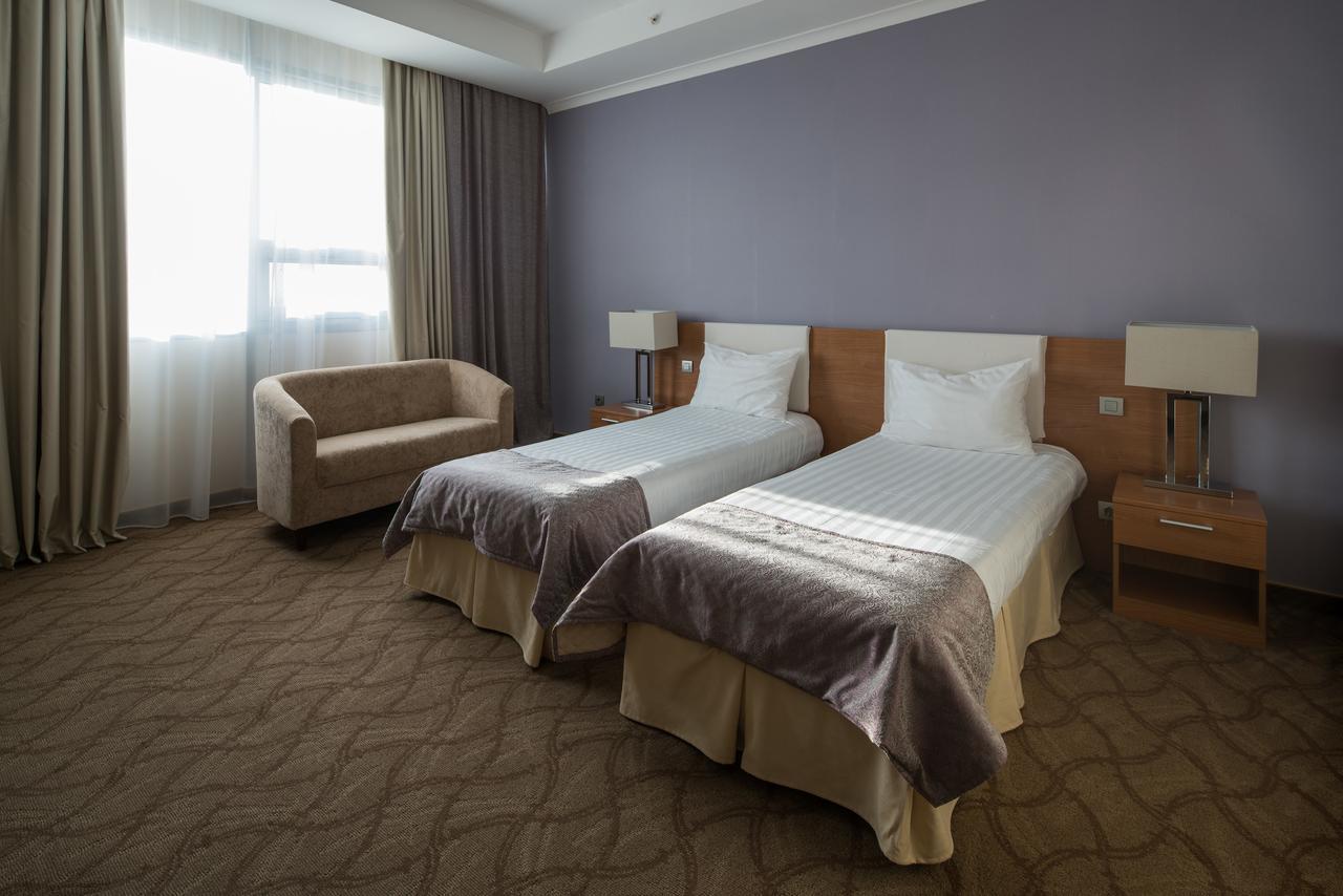 Hotel Duman Astana Ngoại thất bức ảnh