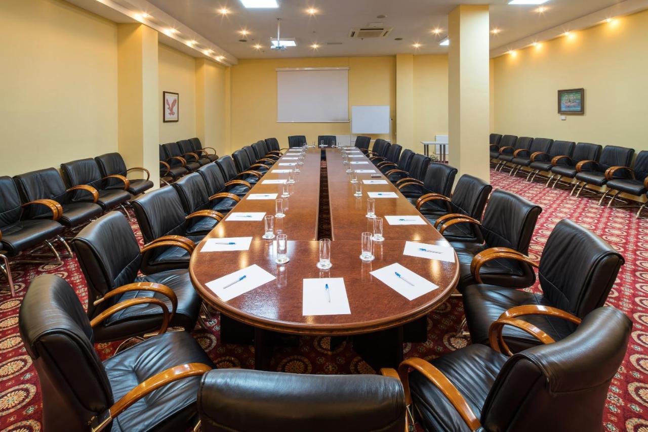 Hotel Duman Astana Ngoại thất bức ảnh