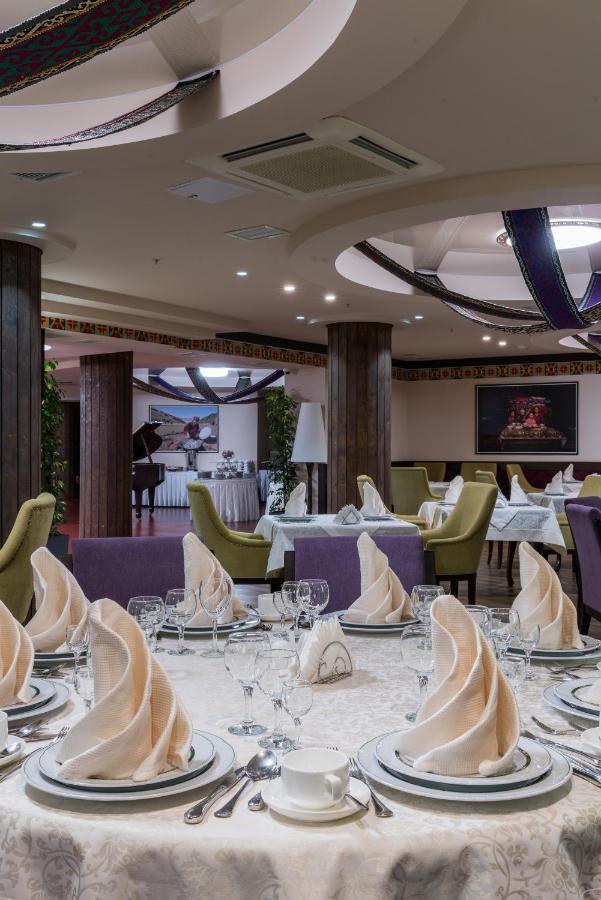 Hotel Duman Astana Ngoại thất bức ảnh